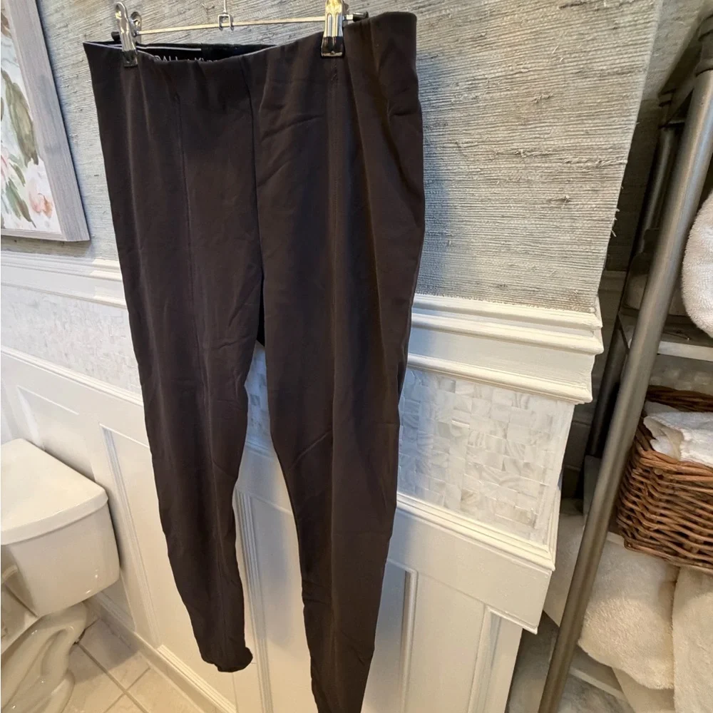 Large Kendall & Kylie faux leather pebbled leggings pants mulch brown stretchy